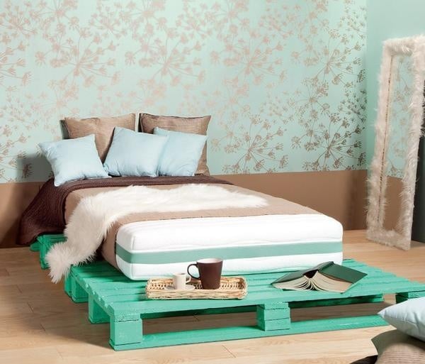 idees de meubles palettes pour votre chambre a coucher 10
